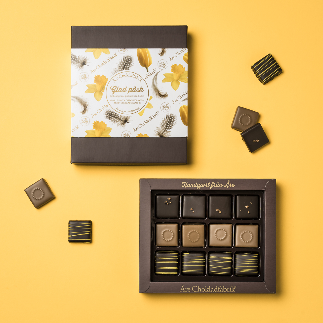 Pralinask Glad Påsk 12 praliner